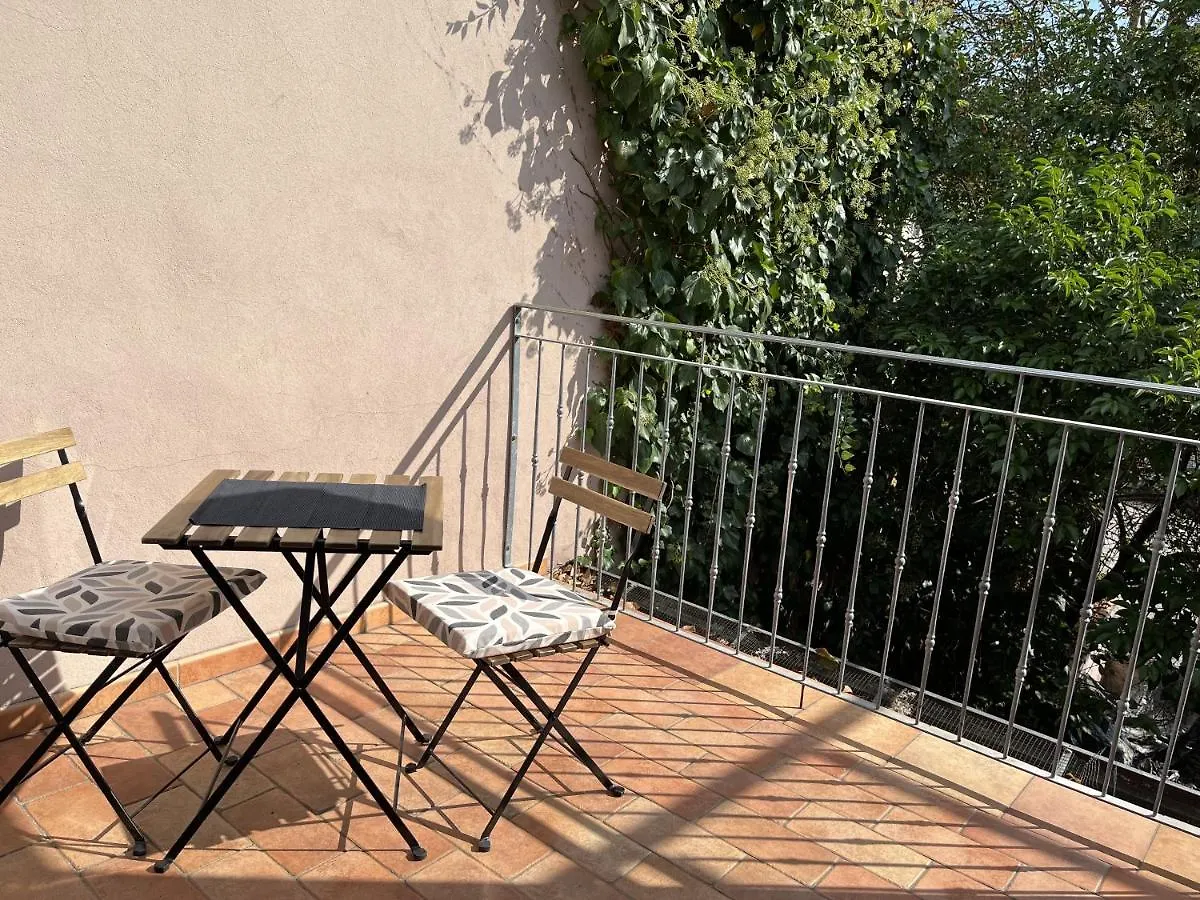 Appartements Dans Agreable Maison De Ville Centre Historique De Rimini